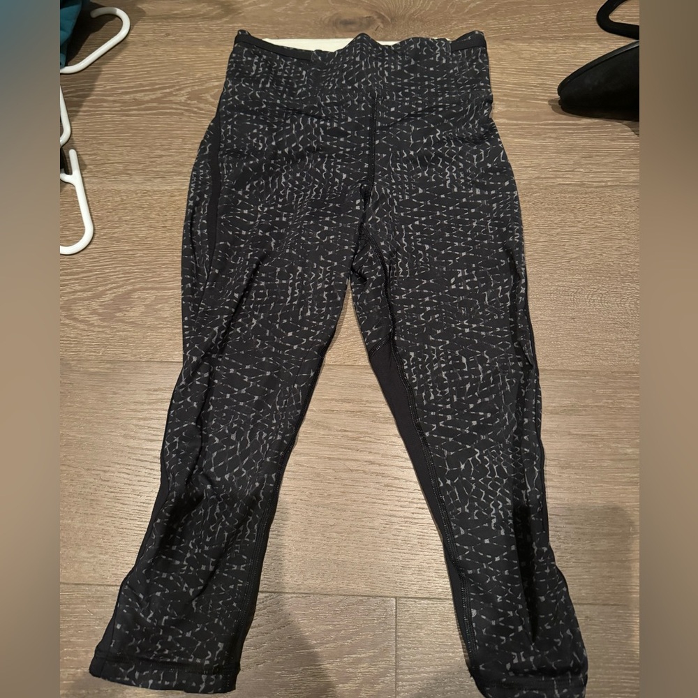 Lululemon capris